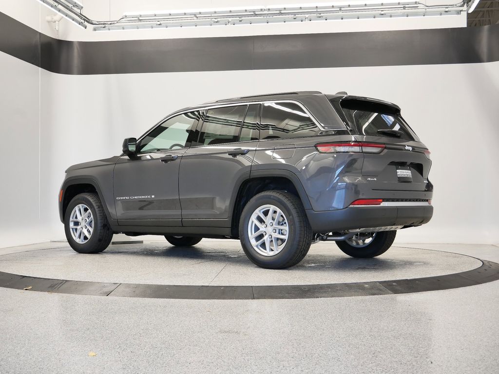 Thumbnail: 2025 Jeep Grand Cherokee - 43