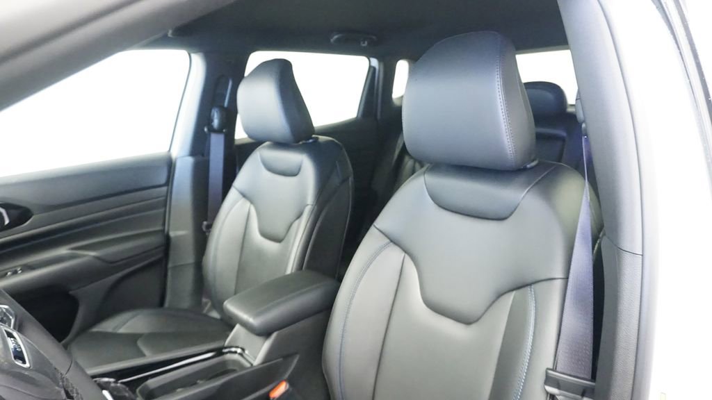 Thumbnail: 2026 Jeep Compass - 31