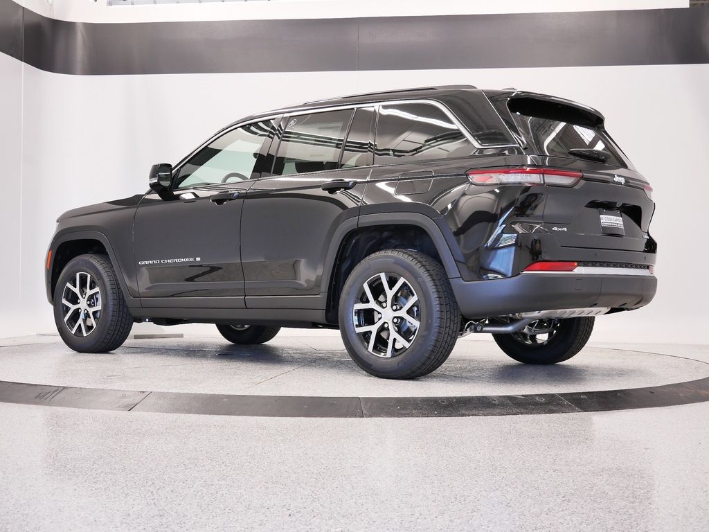 Thumbnail: 2025 Jeep Grand Cherokee - 44