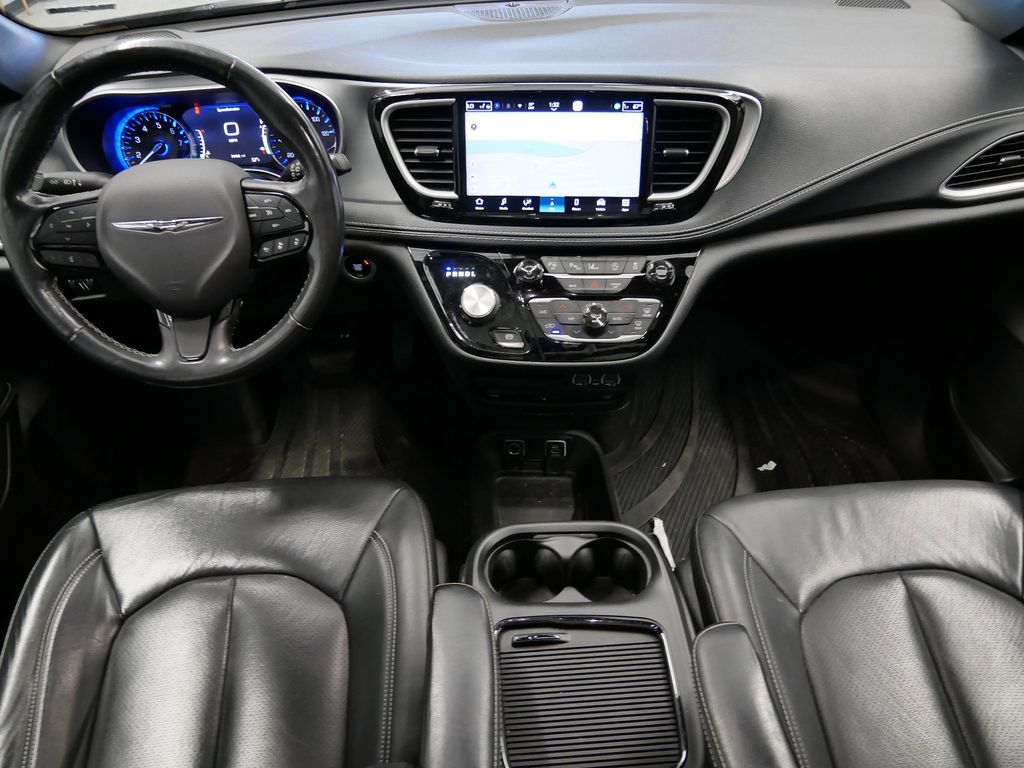 Thumbnail: 2021 Chrysler Pacifica - 27
