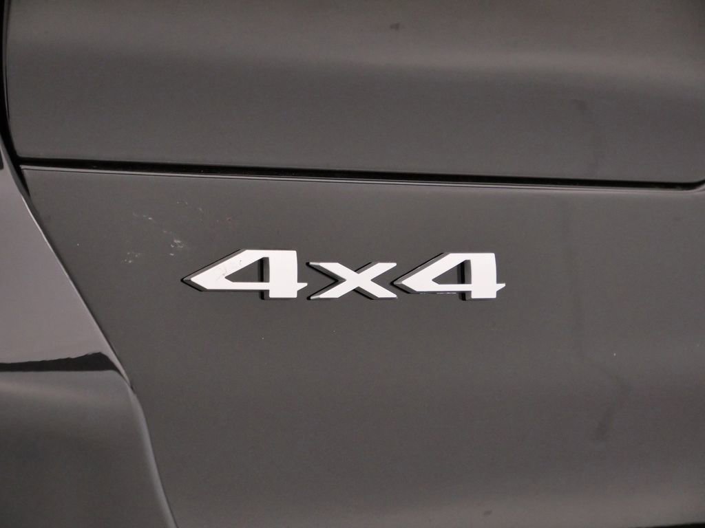 Thumbnail: 2025 Jeep Grand Cherokee L - 16