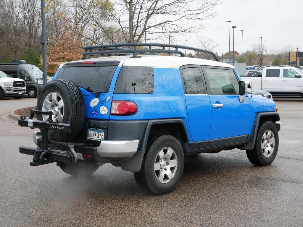 Thumbnail: 2007 Toyota FJ Cruiser - 6