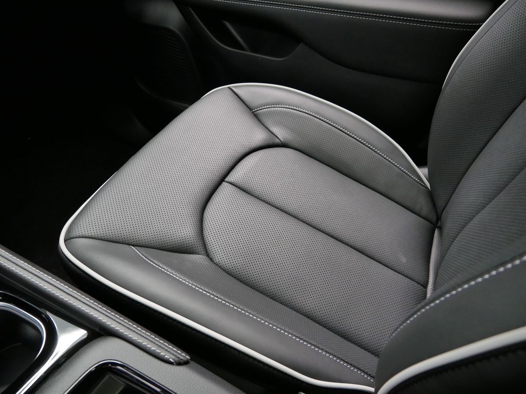 Thumbnail: 2026 Chrysler Pacifica - 39