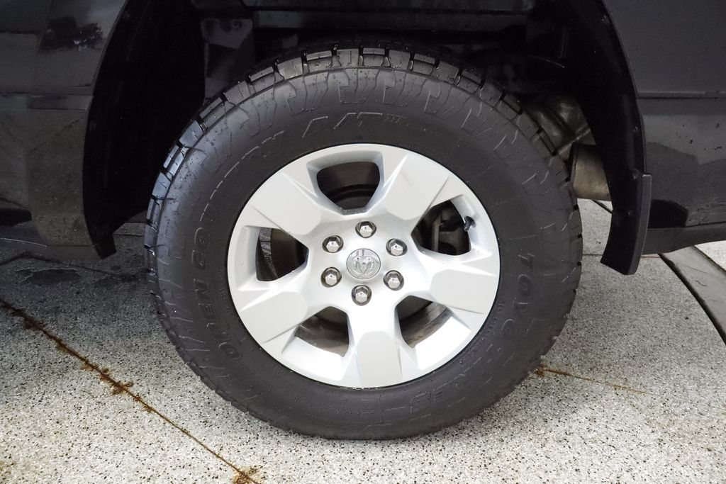 Thumbnail: 2019 RAM 1500 - 18