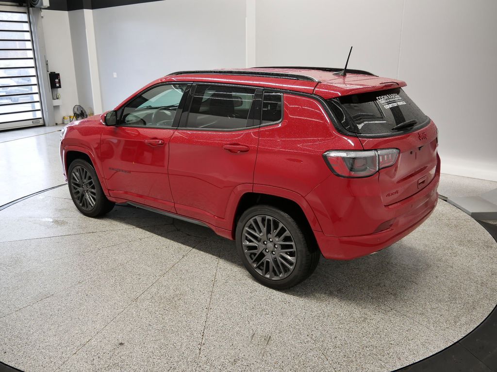Thumbnail: 2023 Jeep Compass - 21