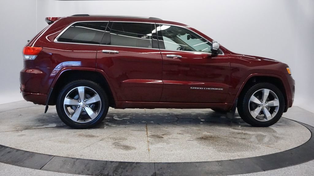 Thumbnail: 2016 Jeep Grand Cherokee - 12