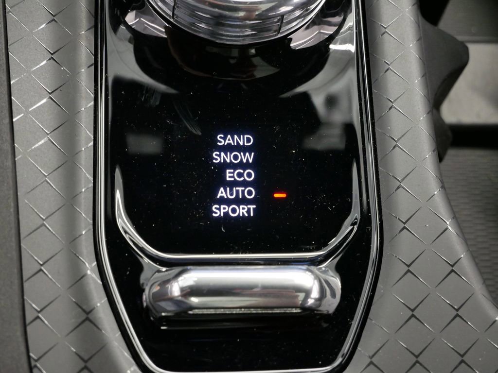 Thumbnail: 2025 Jeep Wagoneer S - 34