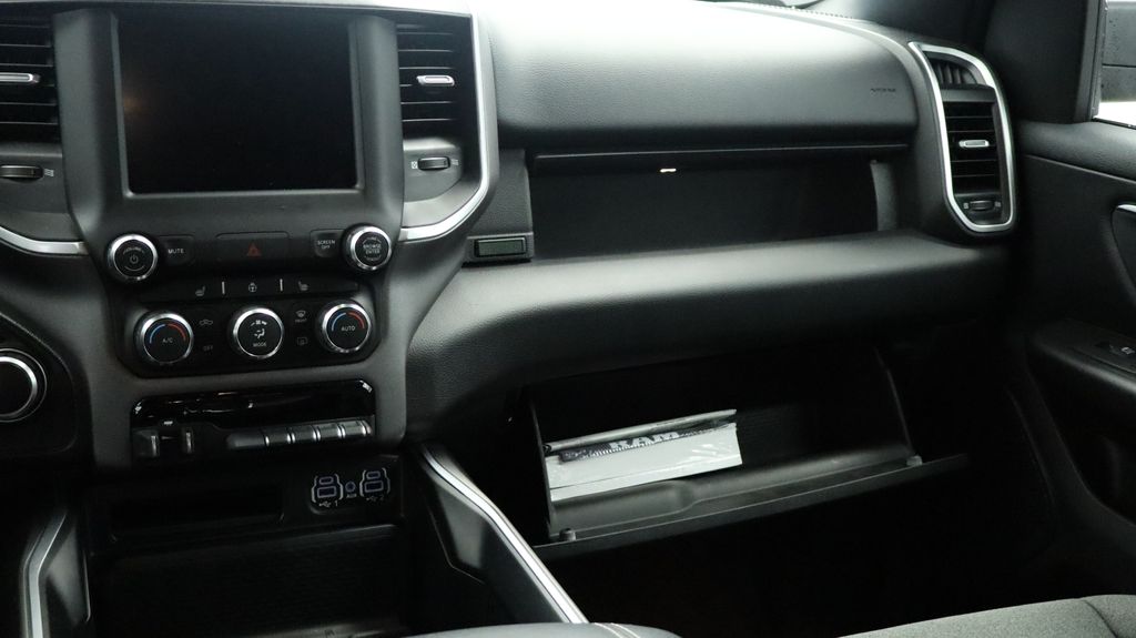 Thumbnail: 2022 RAM 1500 - 27