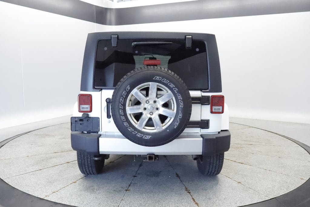 Thumbnail: 2017 Jeep Wrangler - 3