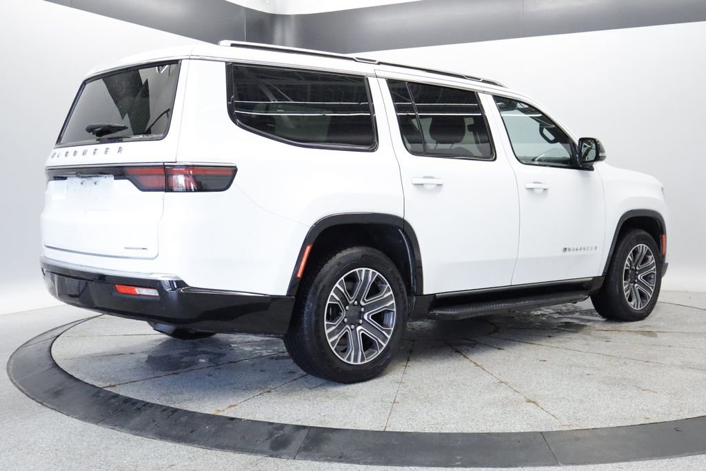 Thumbnail: 2024 Jeep Wagoneer - 6