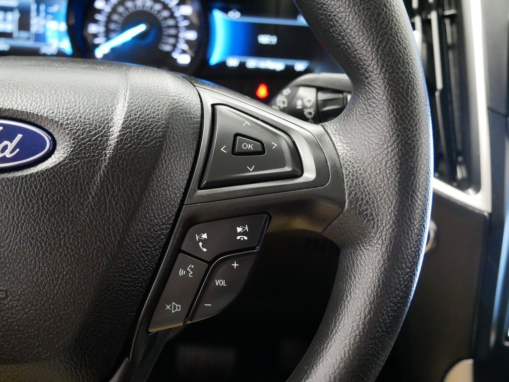 Thumbnail: 2022 Ford Edge - 30