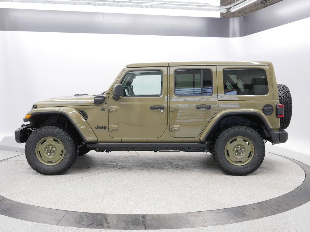 2025 Jeep Wrangler Willys Wheeler 14