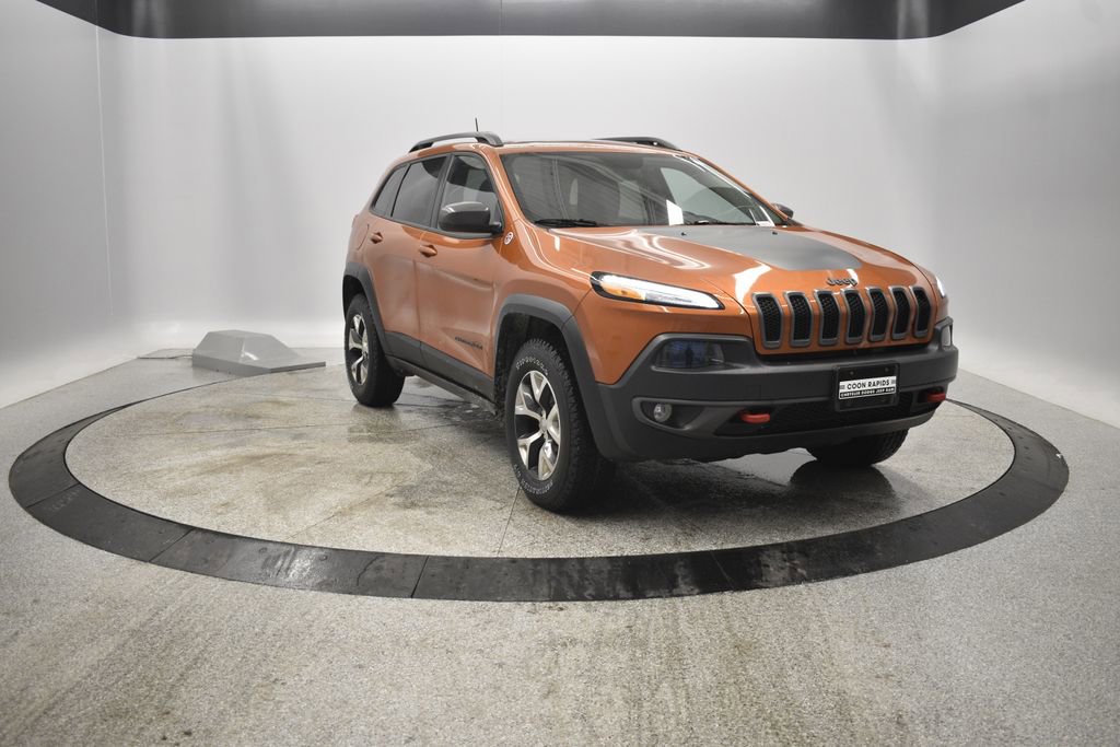Thumbnail: 2016 Jeep Cherokee - 14