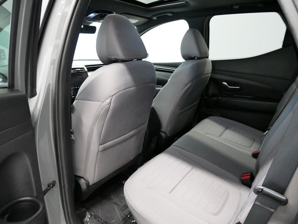 Thumbnail: 2023 Hyundai Santa Cruz - 17