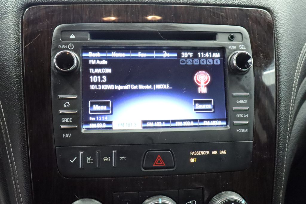 Thumbnail: 2017 Chevrolet Traverse - 35