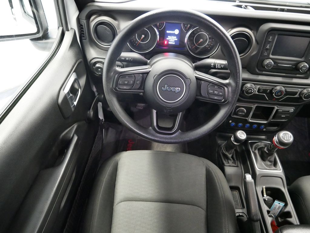 Thumbnail: 2020 Jeep Wrangler - 25