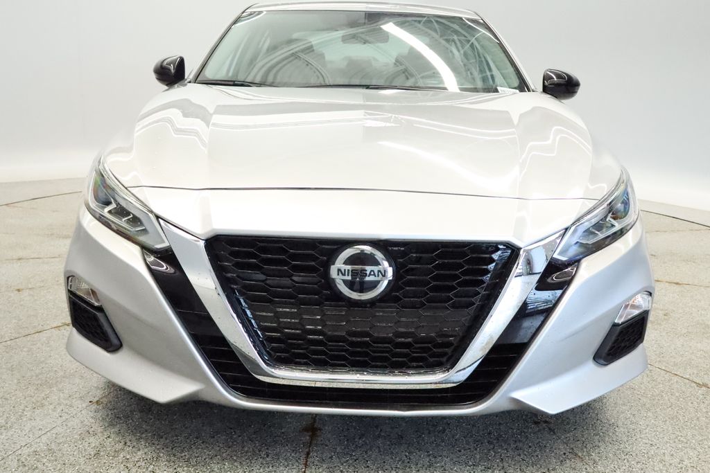 Thumbnail: 2022 Nissan Altima - 12