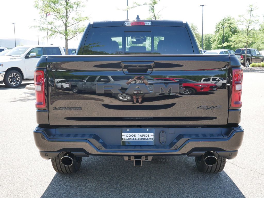2025 RAM 1500 Laramie 10