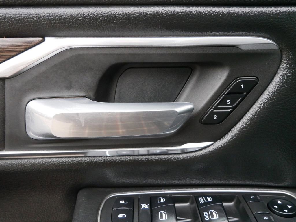 Thumbnail: 2019 RAM 1500 - 37