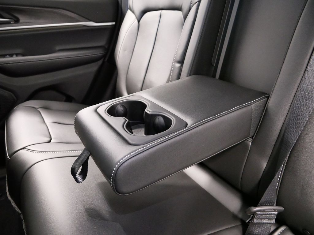 Thumbnail: 2025 Jeep Grand Cherokee - 9