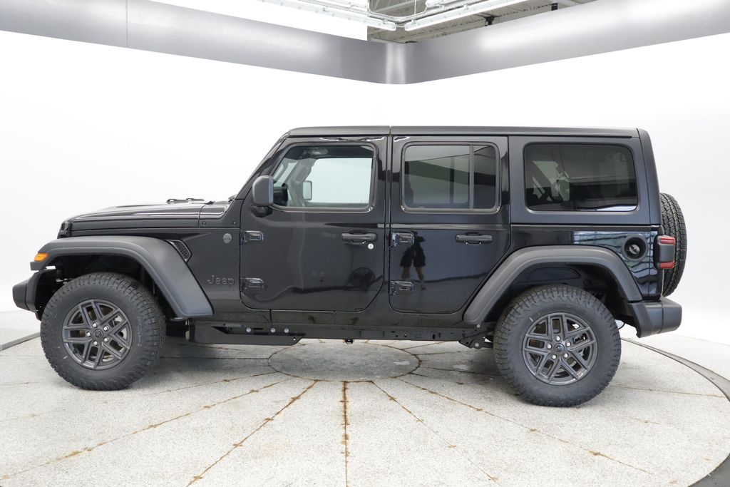 Thumbnail: 2026 Jeep Wrangler - 2