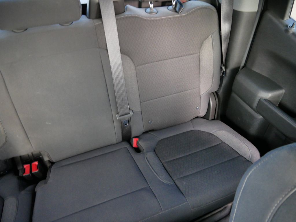 Thumbnail: 2019 Chevrolet Silverado 1500 - 20