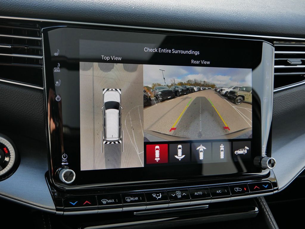 Thumbnail: 2025 Jeep Wagoneer - 39