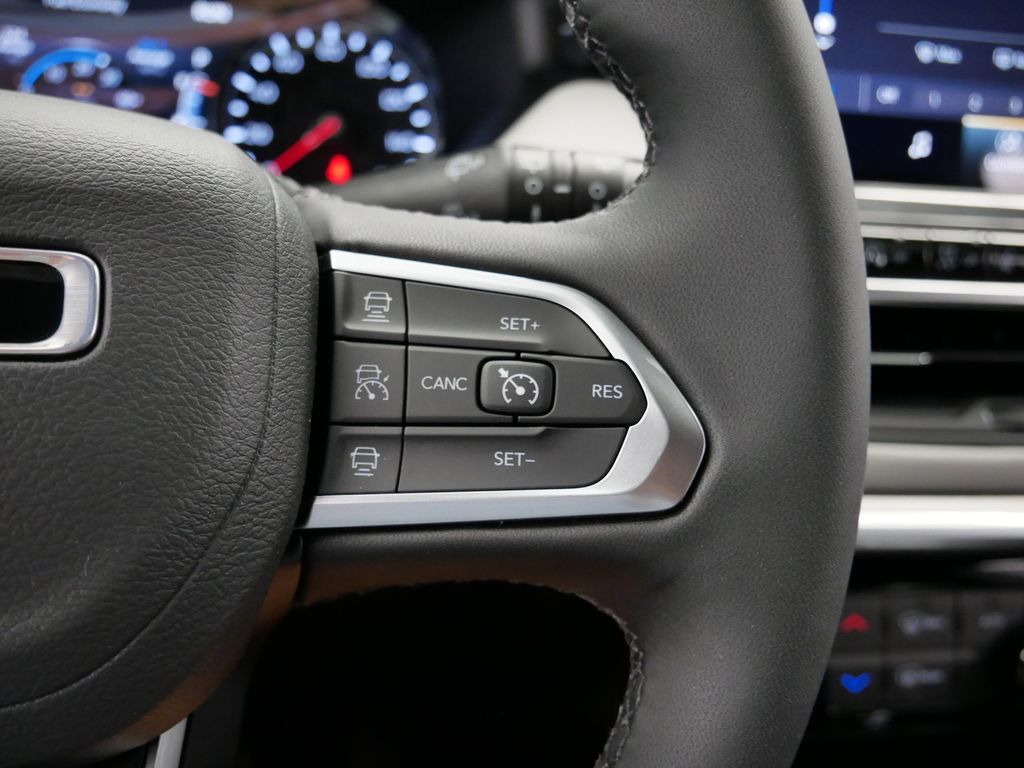Thumbnail: 2025 Jeep Compass - 23