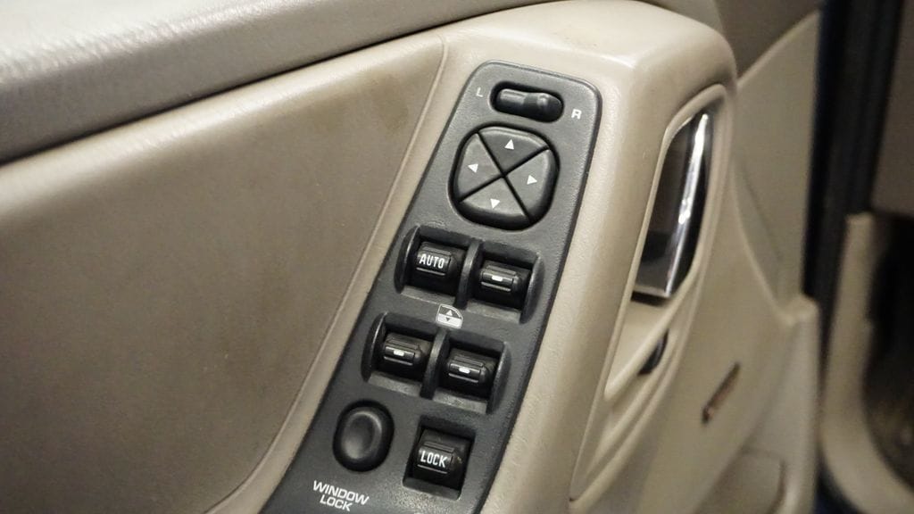 Thumbnail: 2000 Jeep Grand Cherokee - 20