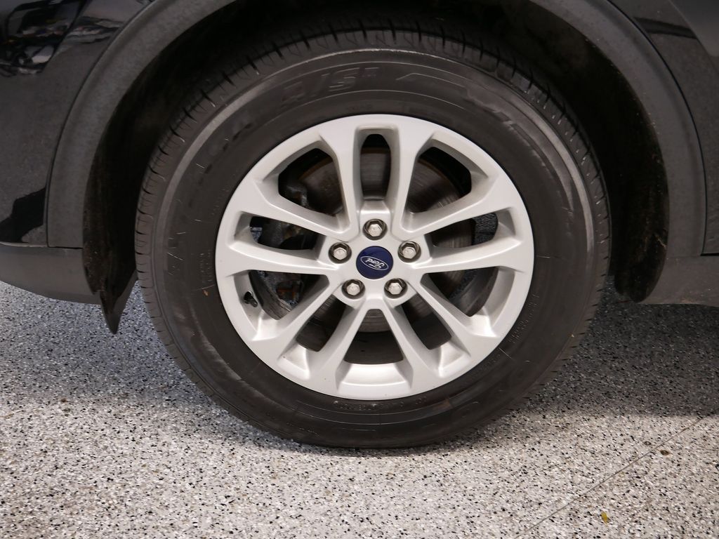Thumbnail: 2022 Ford Escape - 50