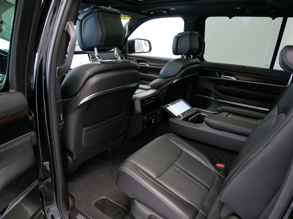 Thumbnail: 2023 Jeep Grand Wagoneer - 8