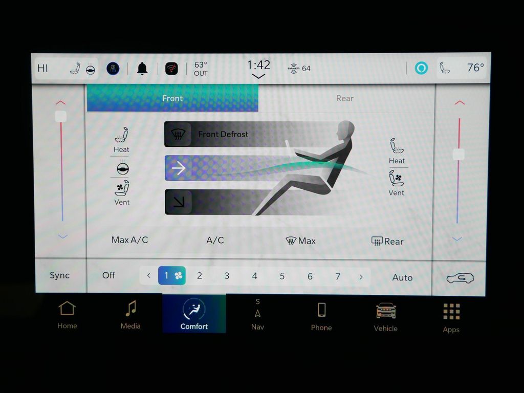 Thumbnail: 2023 Jeep Wagoneer - 13