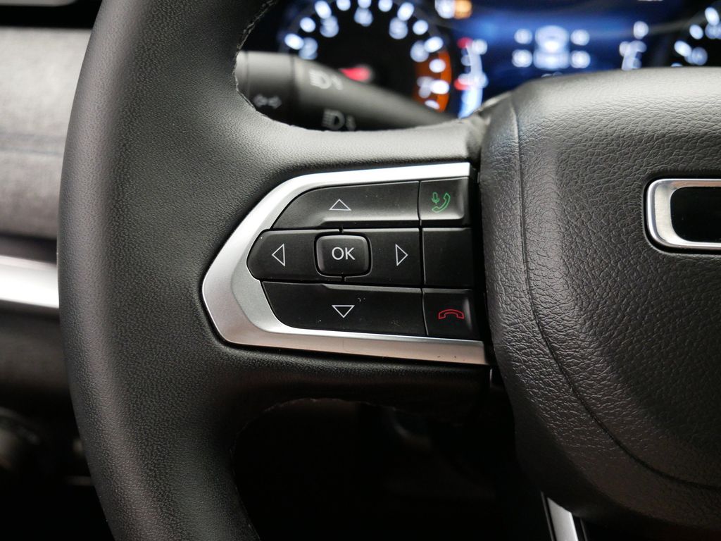 Thumbnail: 2025 Jeep Compass - 25