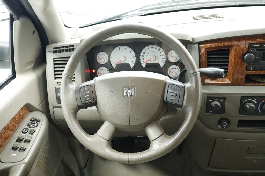 Thumbnail: 2006 Dodge Ram 1500 - 23