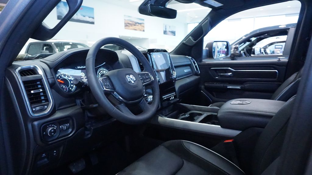 Thumbnail: 2025 RAM 1500 - 29