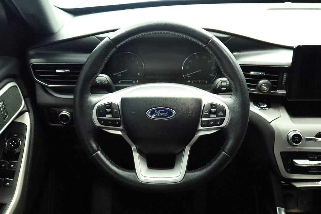 Thumbnail: 2023 Ford Explorer - 28