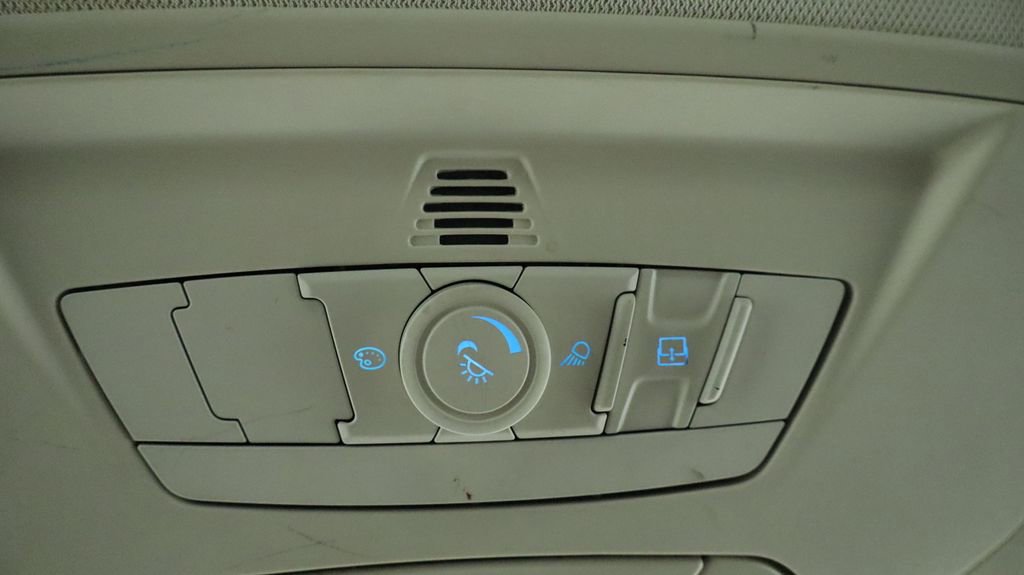 Thumbnail: 2013 Ford Focus - 40