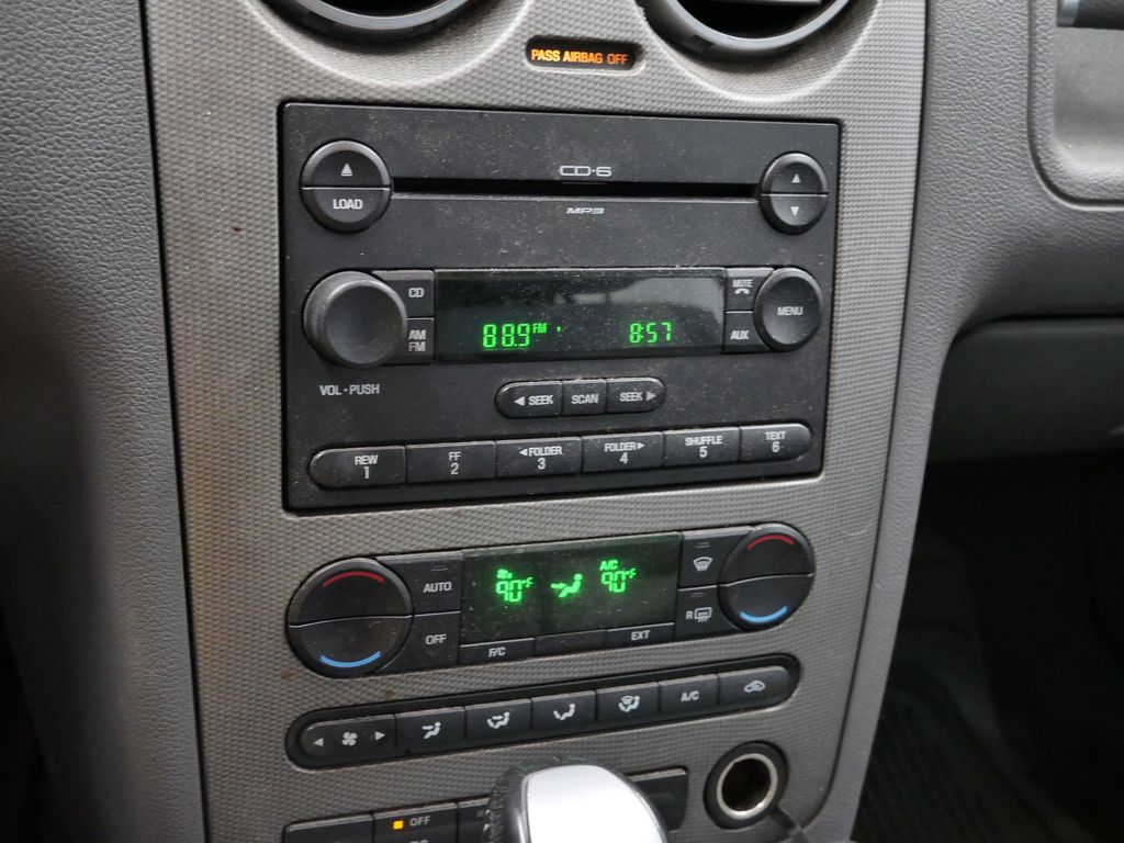 Thumbnail: 2005 Ford Freestyle - 27