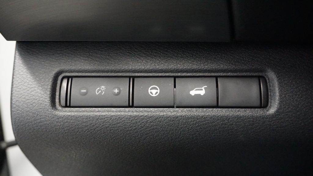 Thumbnail: 2023 Nissan Pathfinder - 37