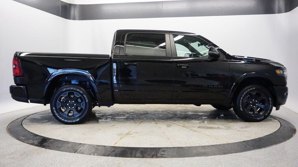 Thumbnail: 2025 RAM 1500 - 8