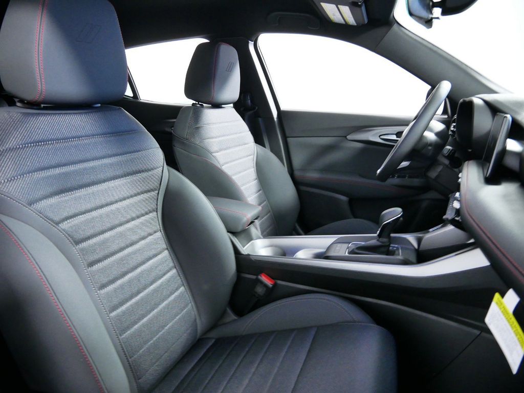 Thumbnail: 2024 Dodge Hornet - 25