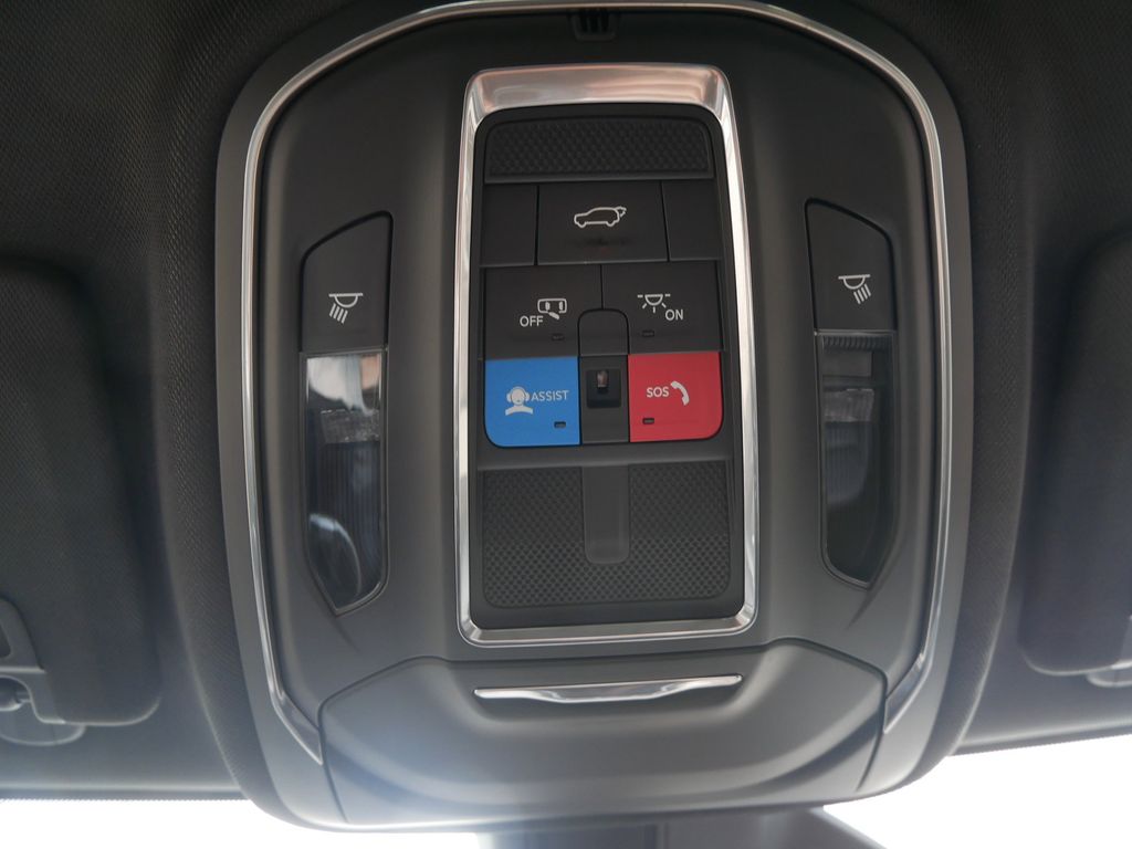Thumbnail: 2025 Jeep Grand Cherokee - 46