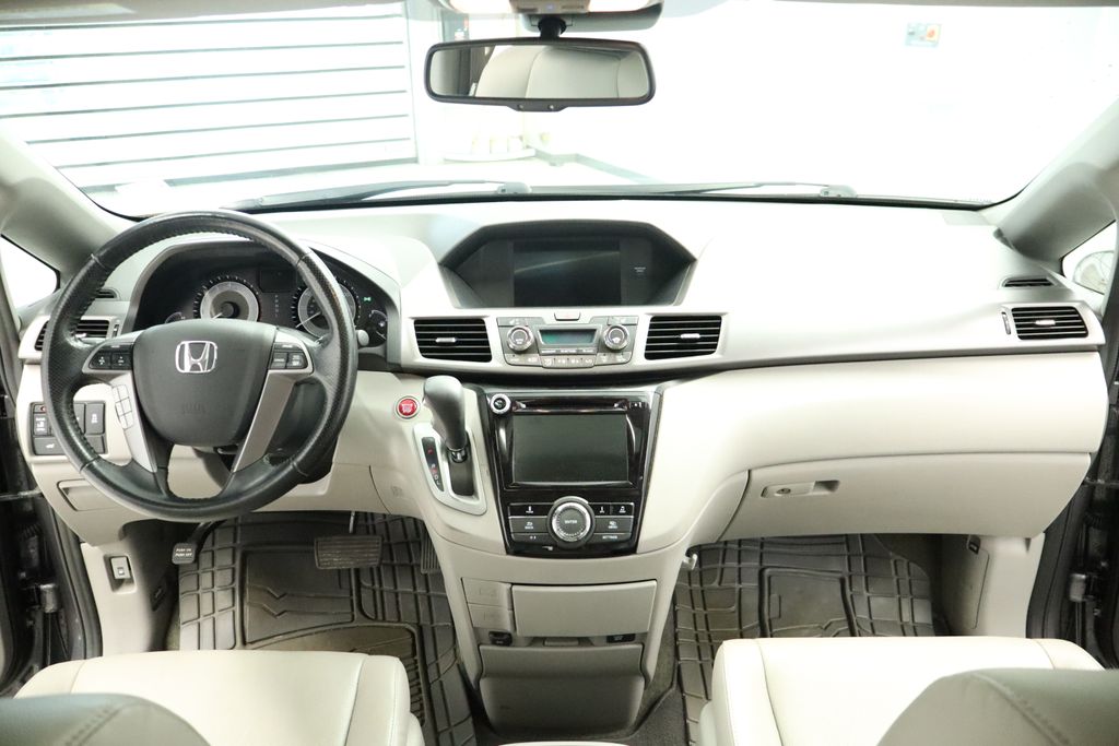 Thumbnail: 2015 Honda Odyssey - 22