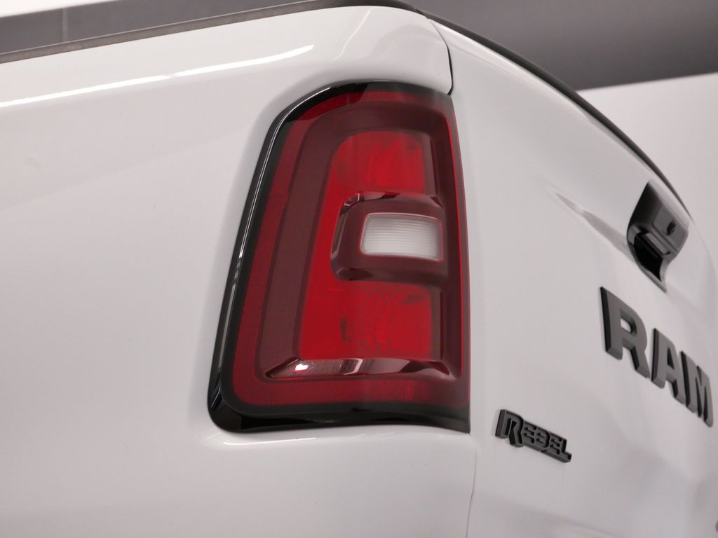 Thumbnail: 2026 RAM 1500 - 19