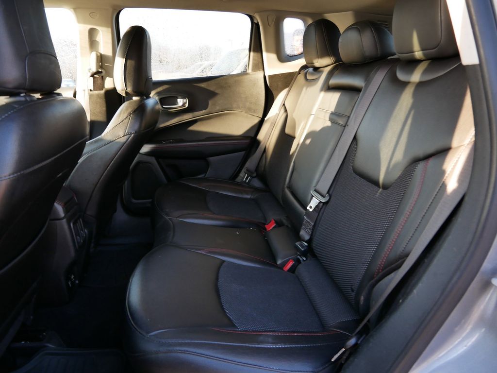 Thumbnail: 2020 Jeep Compass - 23