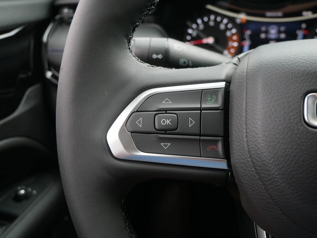 Thumbnail: 2025 Jeep Compass - 22