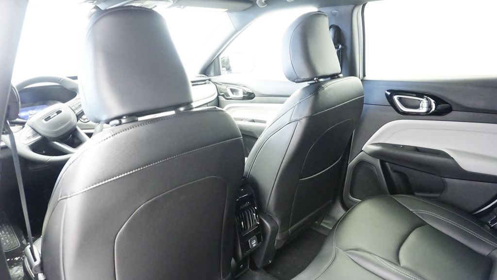 Thumbnail: 2026 Jeep Compass - 26