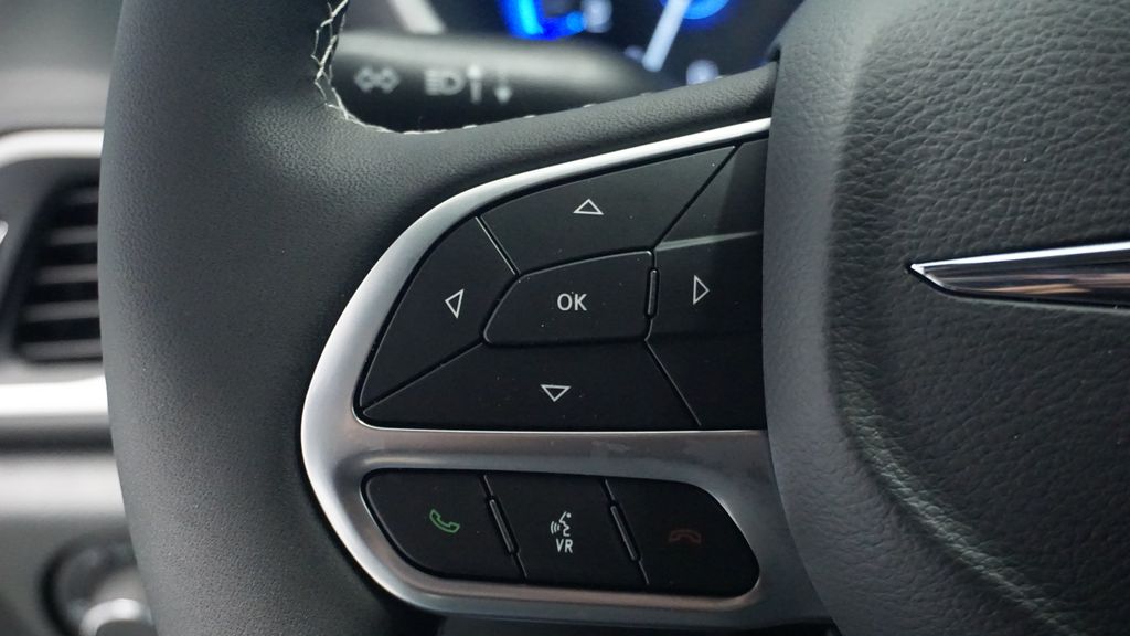 Thumbnail: 2026 Chrysler Voyager - 45