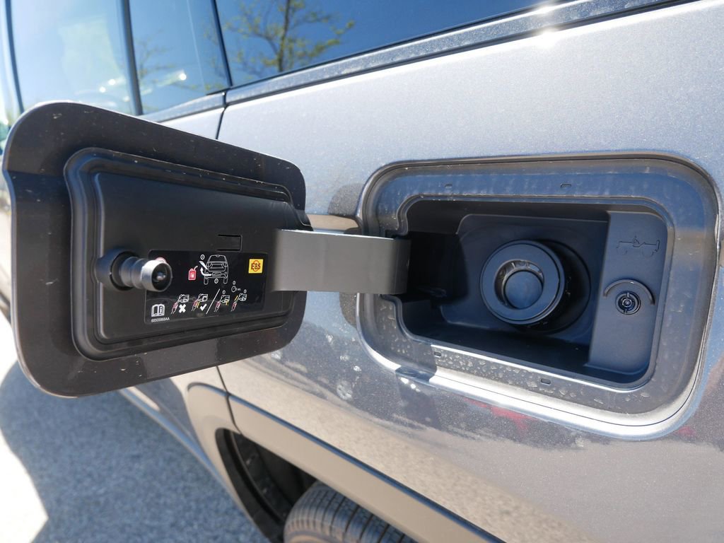 Thumbnail: 2025 Jeep Grand Cherokee L - 19