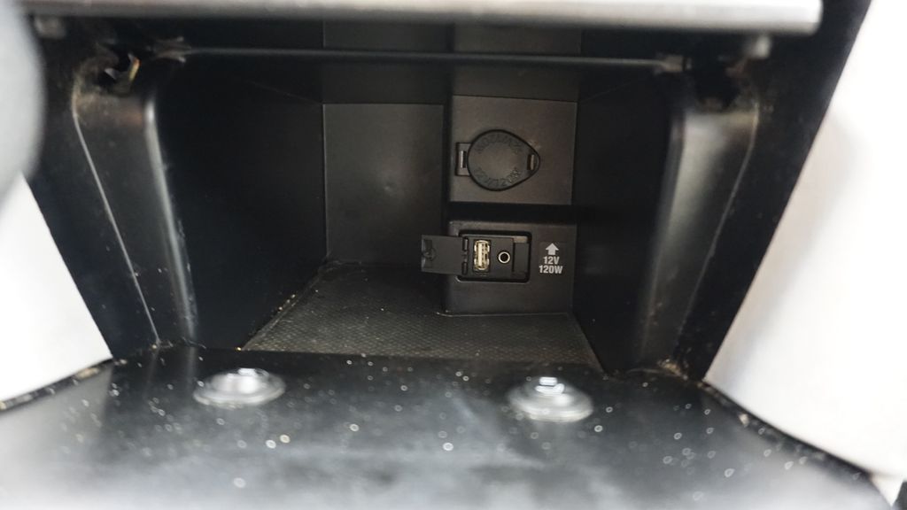 Thumbnail: 2013 Toyota Camry - 34